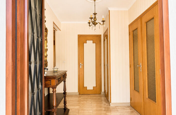 Une maison familiale pleine de potentiel, au coeur de Gournay — photo 3