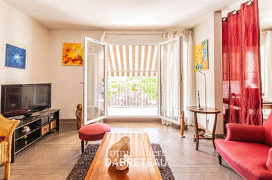 Appartement 3 pièces 240000 €
