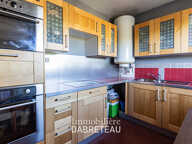 Rue du Luizet - T3 traversant avec balcon, stationnement et cave — photo 4