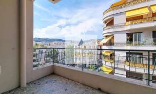 Appartement 1 Pièce 35 m² à vendre à Nice (06100)