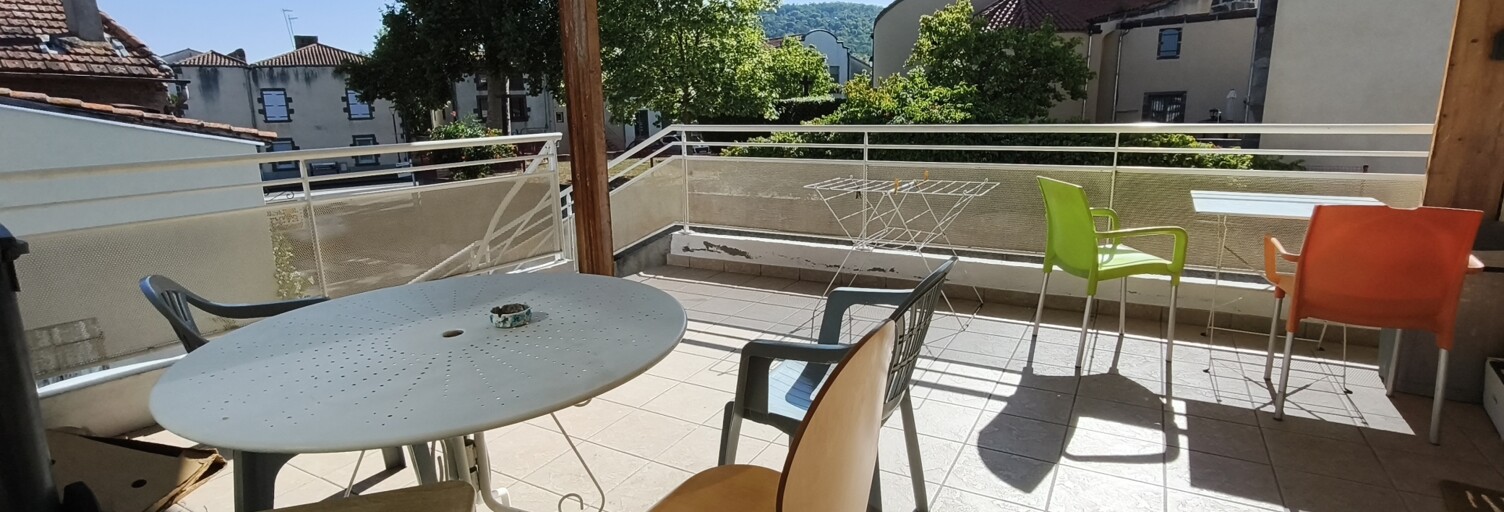 Immeuble  110 m² à vendre à Ménétrol (63200)