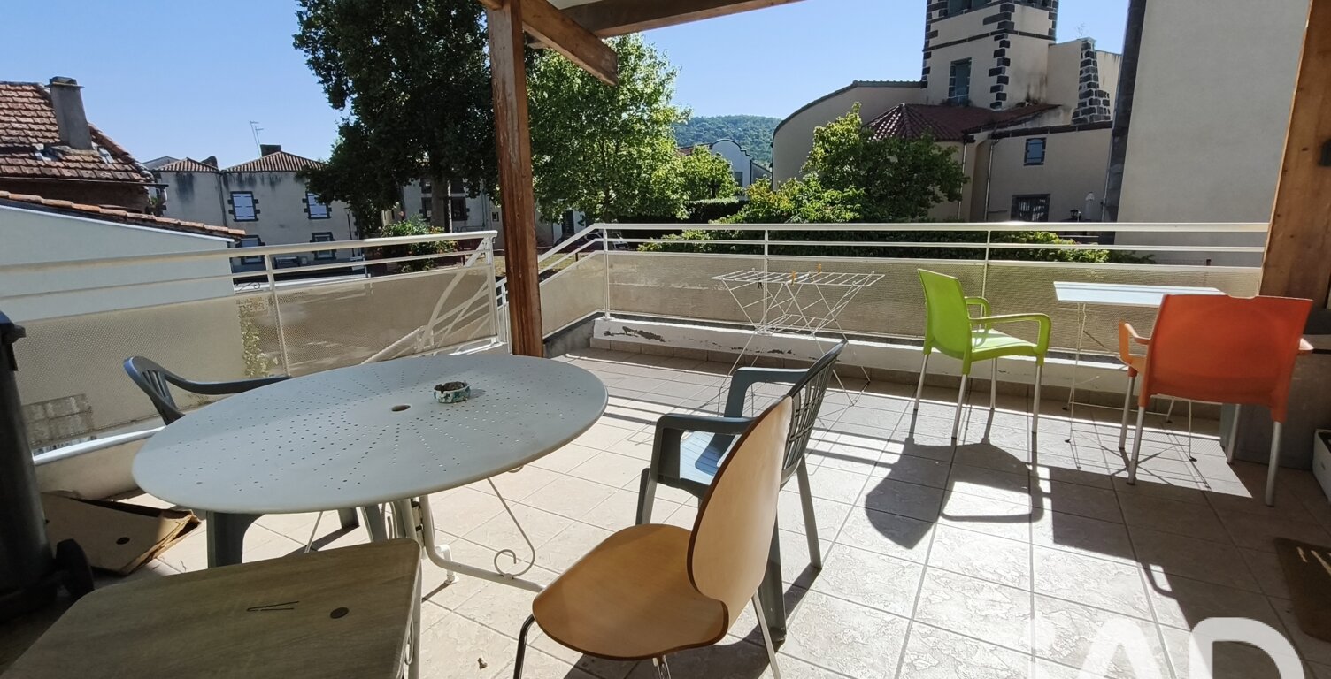 Vente Immeuble 110 m&sup2; — photo 1