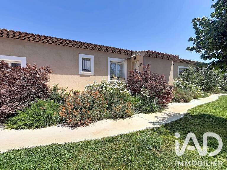 Vente Maison/villa 8 pièces — photo 1