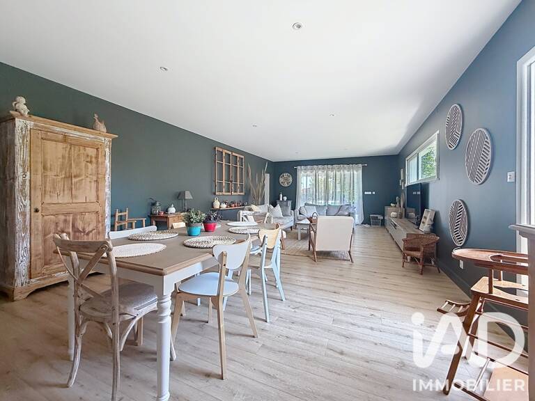 Vente Maison/villa 8 pièces — photo 1