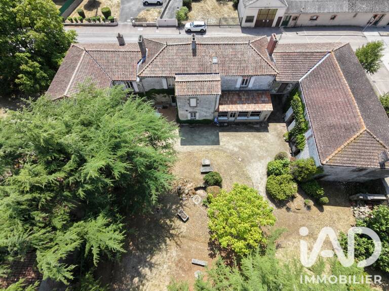 Vente Maison/villa 9 pièces — photo 1