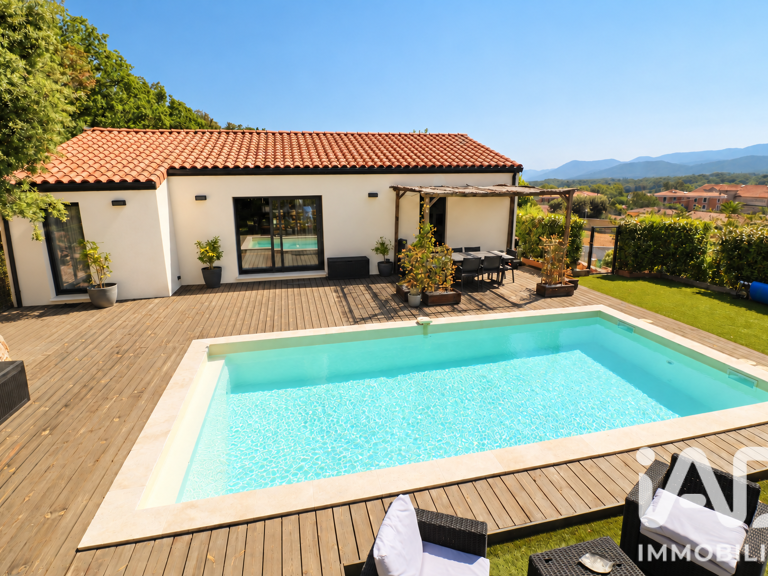 Vente Maison/villa 4 pièces — photo 1