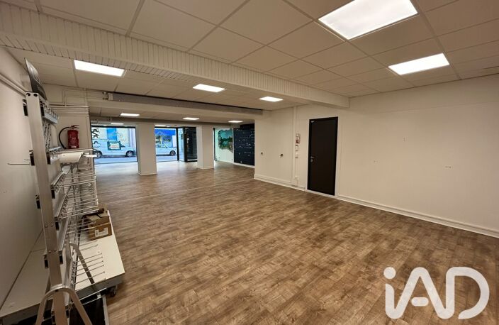 Vente Boutique/Local commercial 150 m&sup2; — photo 3