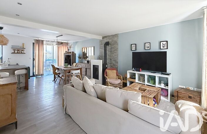 Vente Maison/villa 4 pièces — photo 2