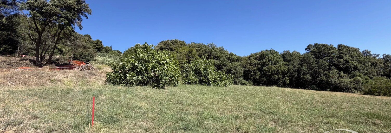 Terrain  3277 m² à vendre à Saint-Laurent-du-Var (06700)