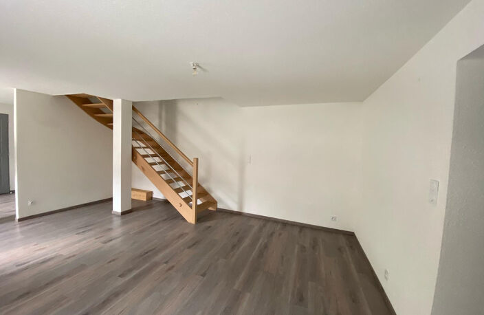 BEL APPARTEMENT T4 EN DUPLEX - QUARTIER JEAN-JAURES — photo 4