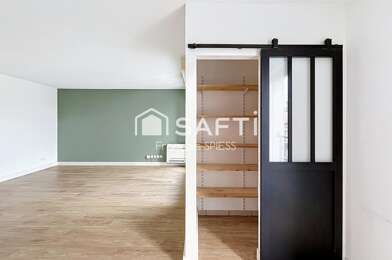 Appartement 3 pièces 243200 €