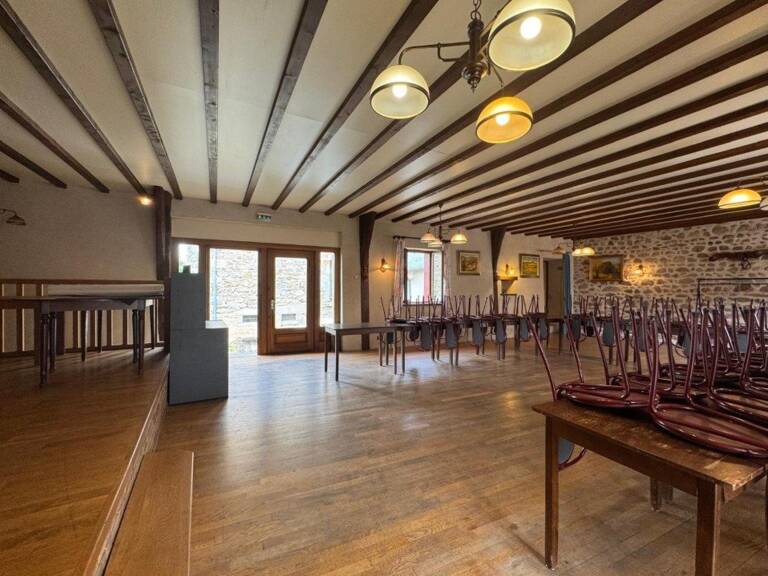 À VENDRE  FONDS DE COMMERCE SAINT-AVIT-D'AUVERGNE — photo 1