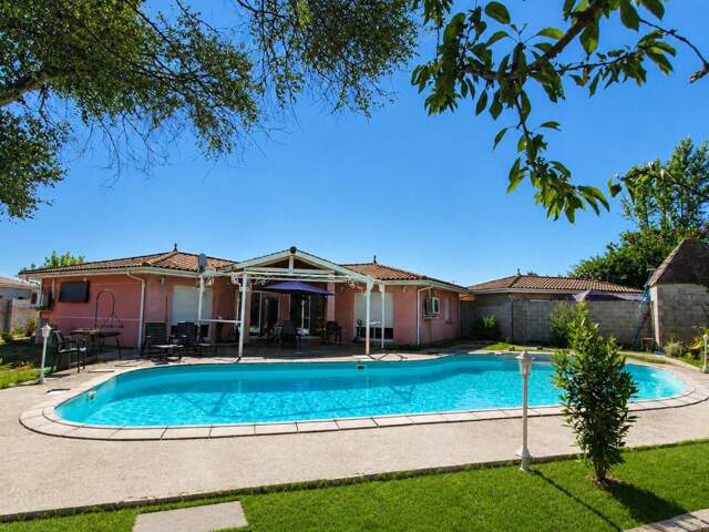 Ensemble immobilier — photo du bien