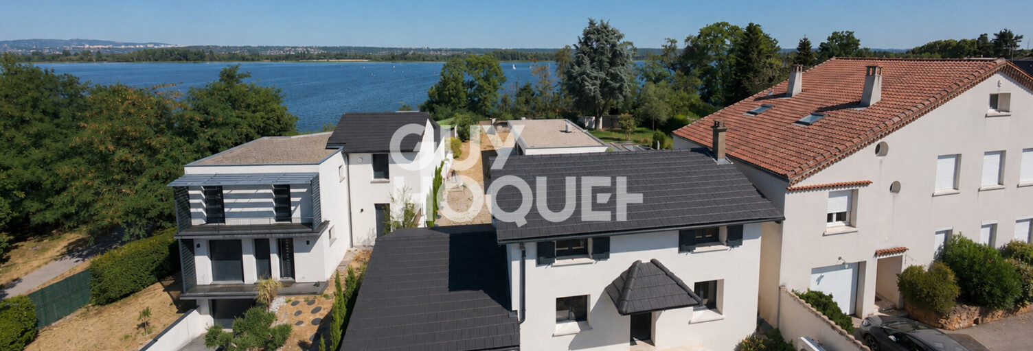 Maison 8 Pièces 140 m² à vendre à Meyzieu (69330)