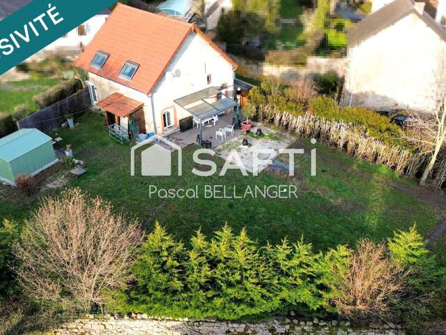 Venez découvrir cette ravissante maison de 80m², un véritable coup de cœur, entièrement restaurée avec soin par artisan. Idéalement située à l'extérieur du bourg, sans aucun vis-à-vis. — photo du bien