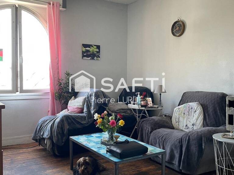 Vente immeuble de 181 m2 avec trois appartements — photo 1