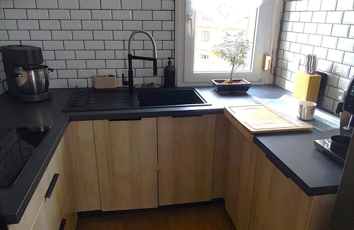 MAGNIFIQUE APPARTEMENT ENTIEREMENT RENOVE — photo 3