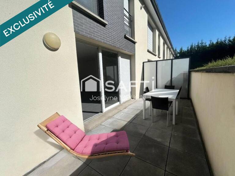 T3 lumineux avec de beaux volumes,  terrasse et double stationnement. — photo 1