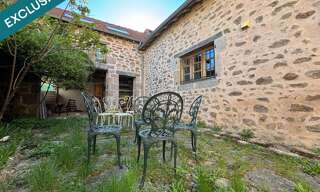 Maison 8 Pièces 242 m² à vendre à Châtel-Montagne (03250)
