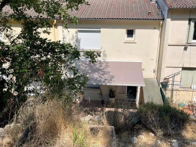 MAISON A RAFRAICHIR A 5 MINUTES DU CENTRE VILLE — photo du bien