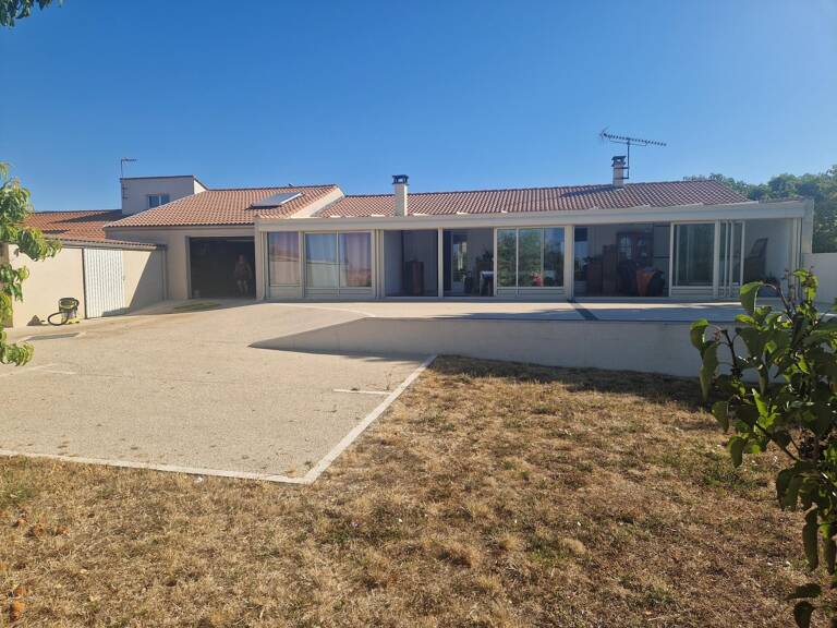 Très belle maison familiale de plain pied — photo 1