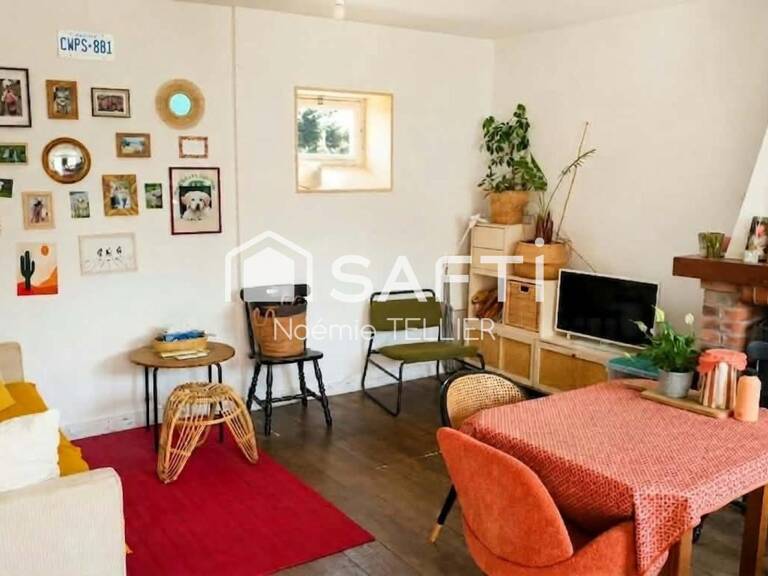 Maison en Pierre en campagne — photo 1