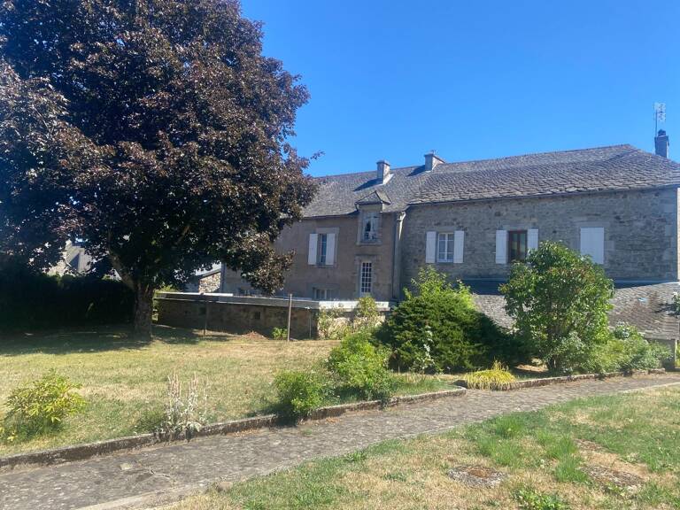 Propriété - 282m² - 14 pièces — photo 1