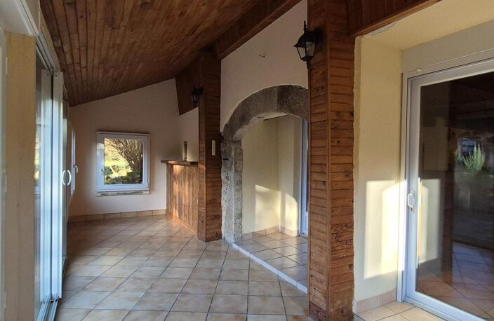 Charmante maison en pierre de 325m². Calme, espace et authenticité au cœur de la nature. — photo 5