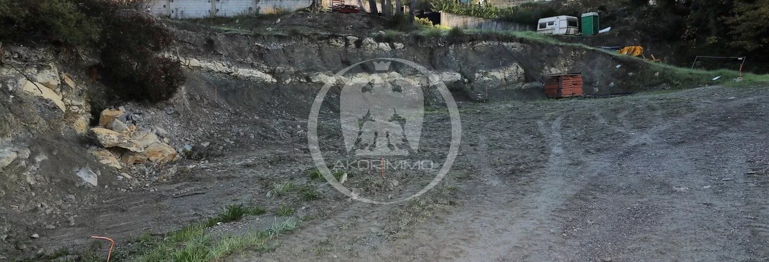 Terrain  10000 m² à vendre à Contes (06390)