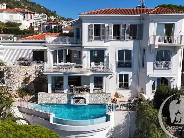 Alpes Maritimes (06) NICE MONT BORON / CAP DE NICE  - Villa de 320 m2 Piscine Vue Mer Epoustouflante — photo du bien