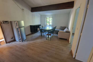 Appartement 3 pièces 650 €