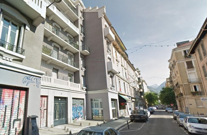 GRENOBLE / AIGLE - Garage — photo 2
