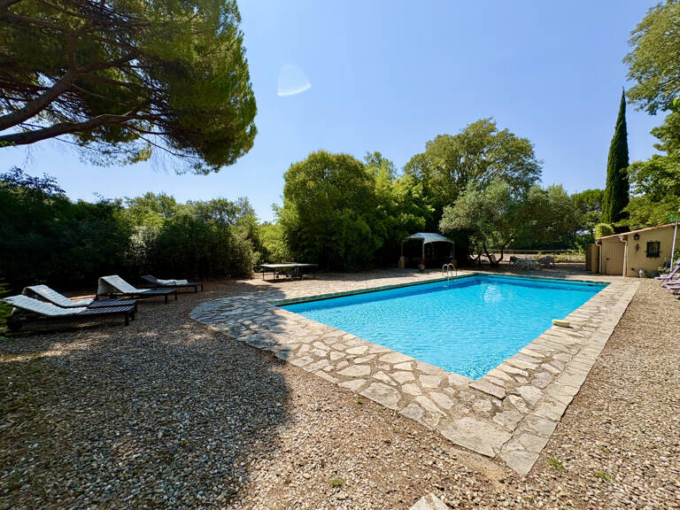 Propriété de caractère d'environ 185m2 sur près de 2 hectare — photo 1