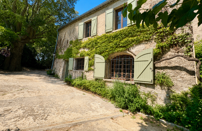 Propriété de caractère d'environ 185m2 sur près de 2 hectare — photo 2