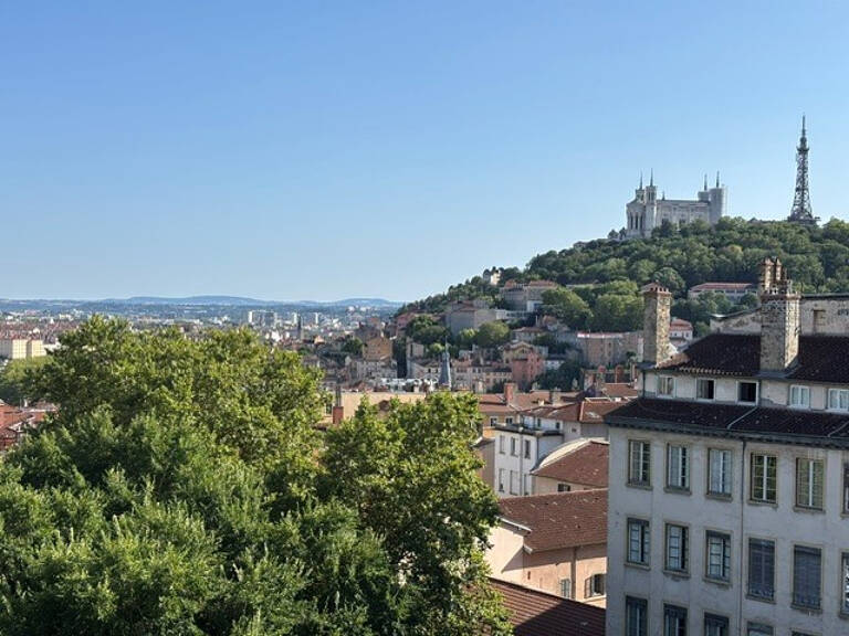 Lyon1er limite LYON 4e — photo 1