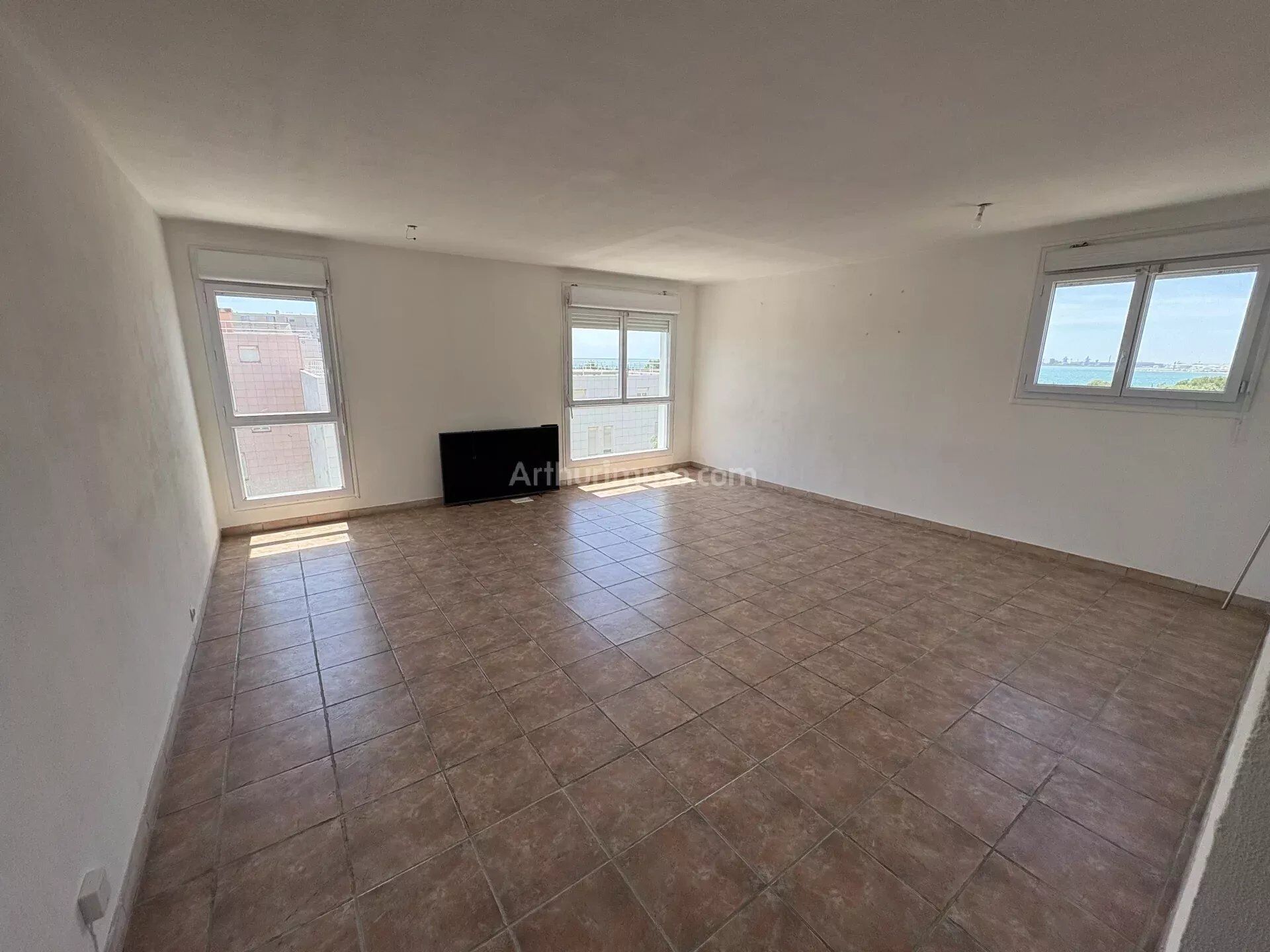 Appartement 4 pièces 87 m² · à Port-de-Bouc · 87 m² · 98 000 €