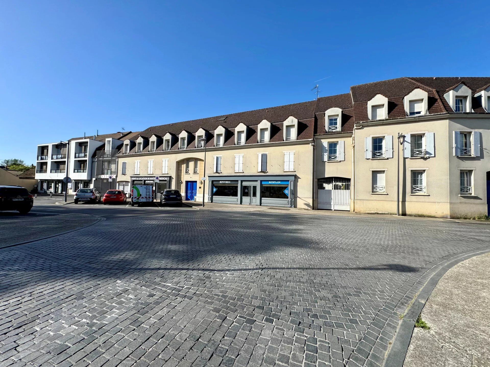 Appartement 2 pièces 49 m² · à Chambly · 49 m² · 910 €