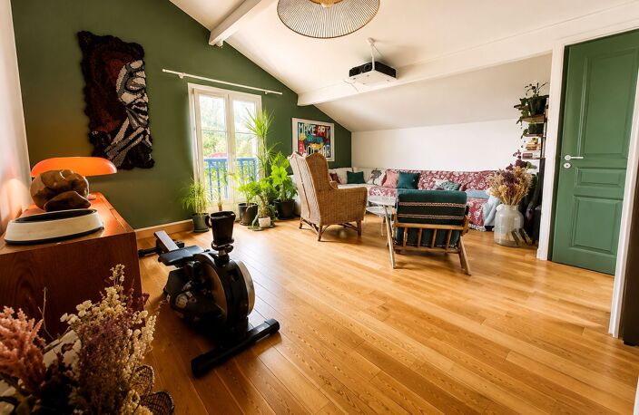 Maison avec jardin et piscine — photo 4