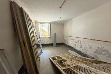 Appartement 8 pièces 490000 €