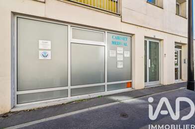 Commerce  950000 €