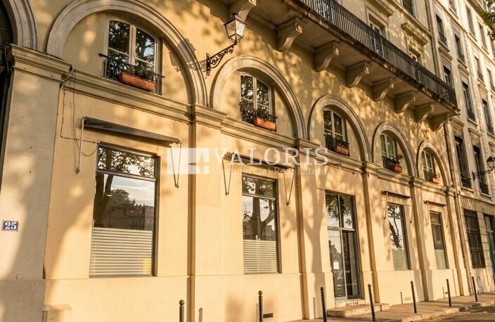 LOCAL COMMERCIAL à LOUER — photo 2