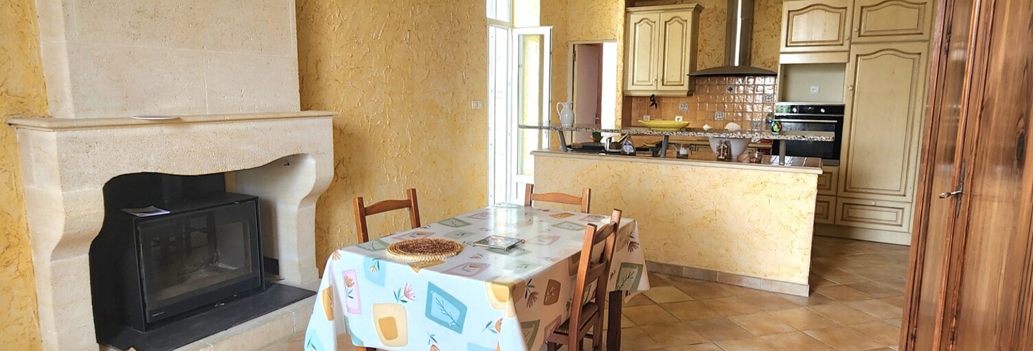 Maison 6 Pièces 200 m² à vendre à Saint-Androny (33390)