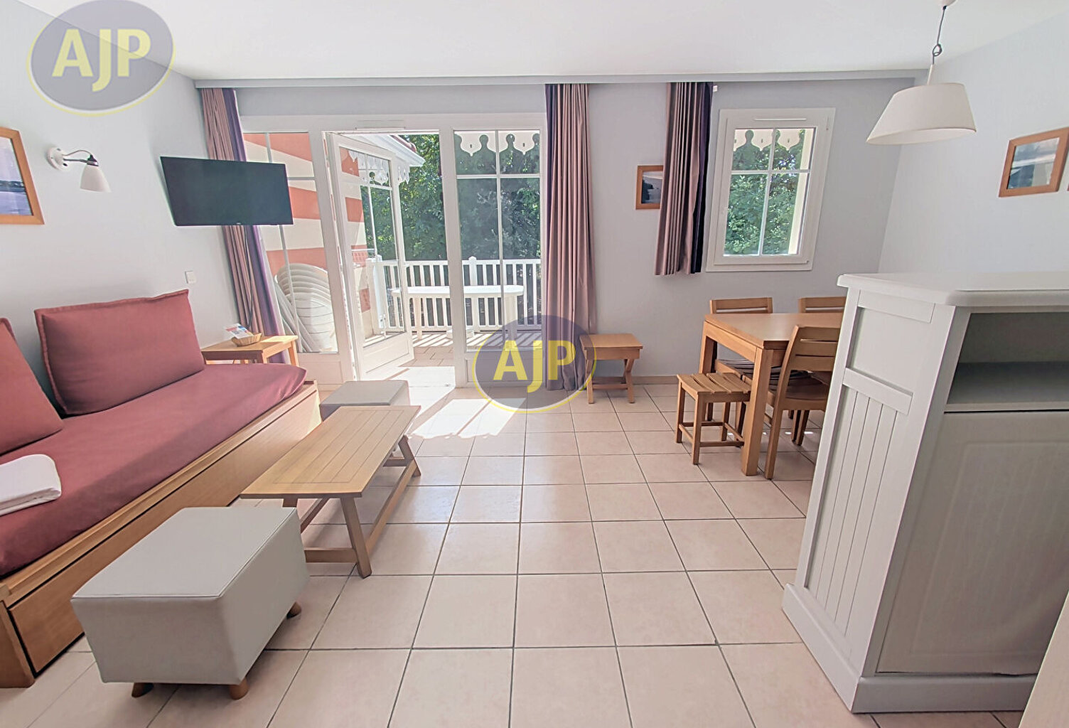 SOULAC SUR MER- Appartement T3 — photo 1