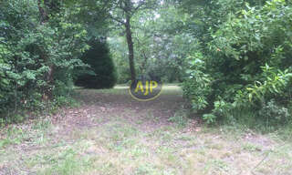 Terrain  4095 m² à vendre à Saint-Vivien-de-Médoc (33590)