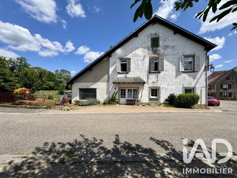 Vente Maison/villa 8 pièces — photo 1