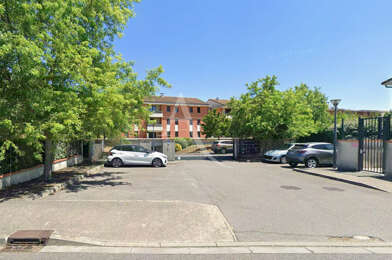 Appartement 3 pièces 888 €