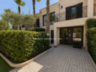 A VENDRE APPARTEMENT 4 PIECES 3 CHAMBRES TERRASSE APERCU MER ET VUE COLLINE GARAGE ET CAVE 31M² PROCHE CENTRE VILLE SAINTE MAXIME — photo 2