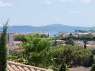 A VENDRE APPARTEMENT 4 PIECES 3 CHAMBRES TERRASSE APERCU MER ET VUE COLLINE GARAGE ET CAVE 31M² PROCHE CENTRE VILLE SAINTE MAXIME — photo 3