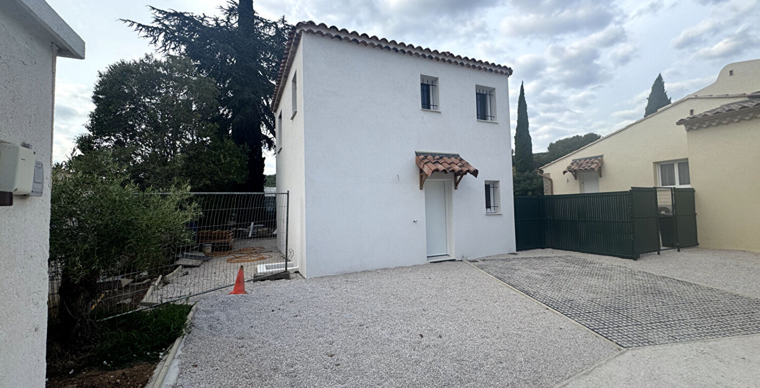 A LOUER Maison neuve EN DUPLEX- 57.51m²- 2 places de parking privatives - 1 jardin  à Châteauneuf-les-Martigues — photo 1