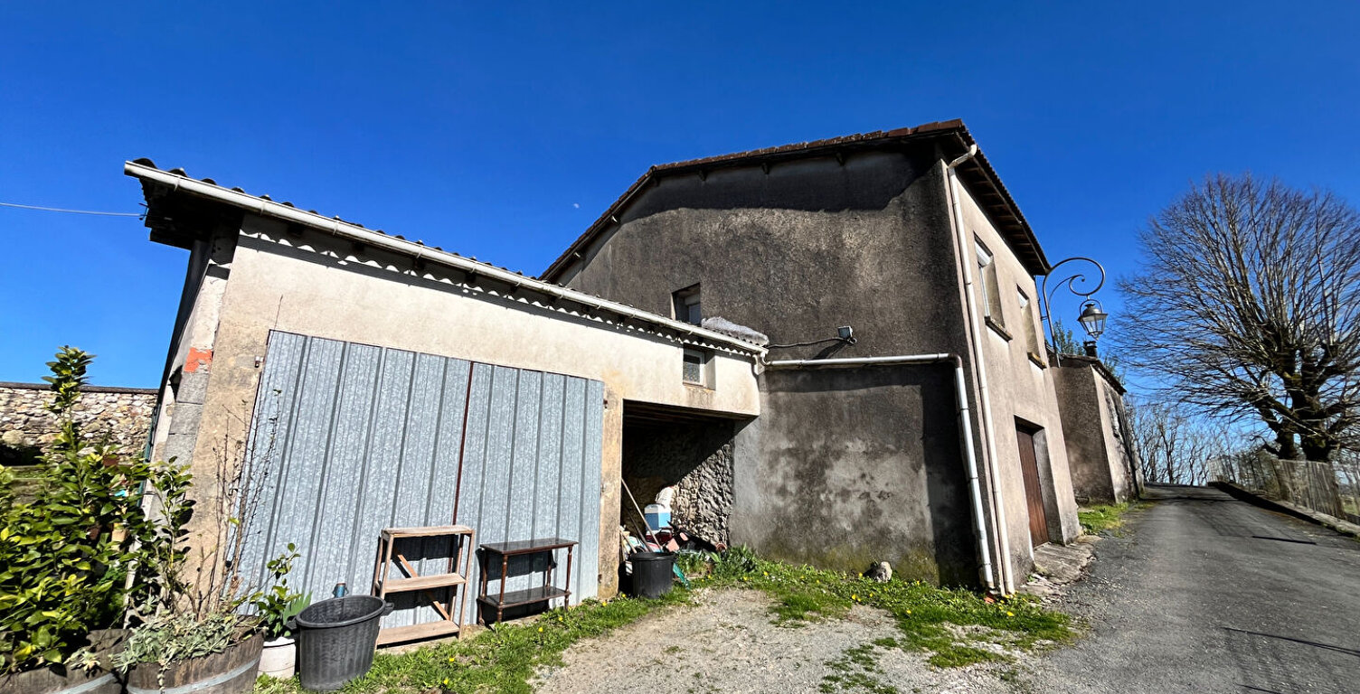 Maison de village avec garage et une belle vue — photo 1